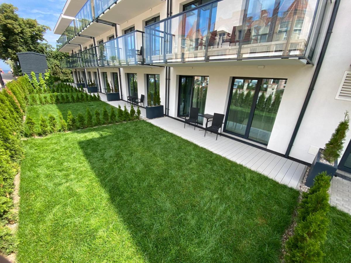 Przy Plazy - Z Prywatnym Ogrodkiem Rezydencja Niechorze Appartement Buitenkant foto