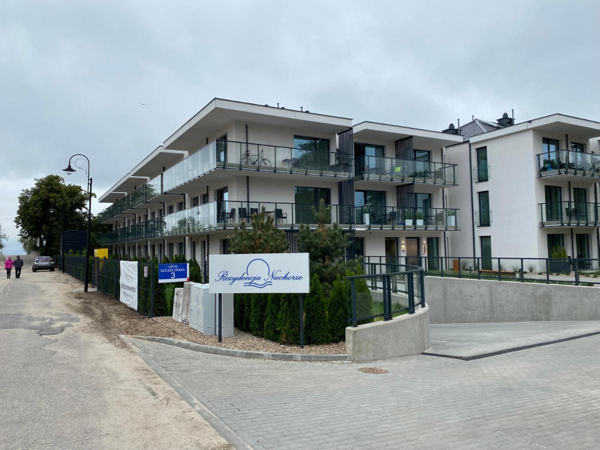 Przy Plazy - Z Prywatnym Ogrodkiem Rezydencja Niechorze Appartement Buitenkant foto