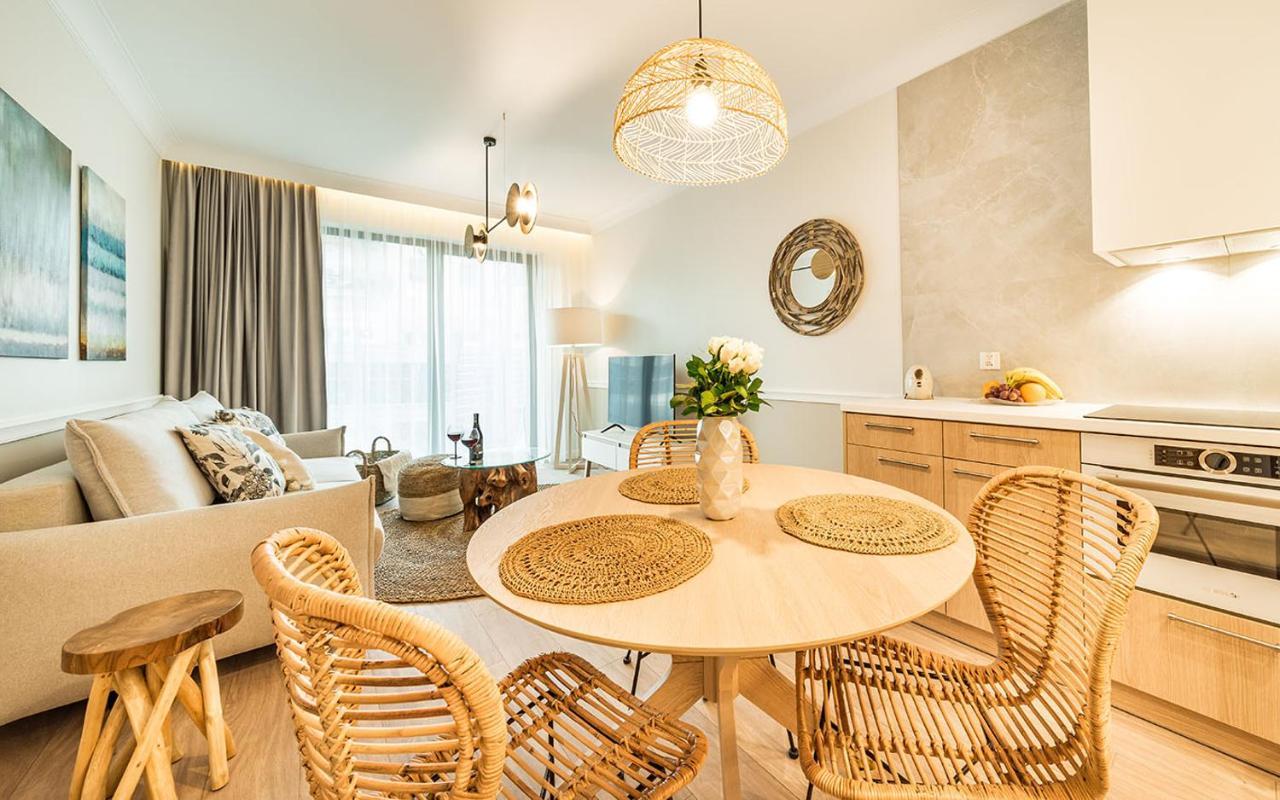 Przy Plazy - Z Prywatnym Ogrodkiem Rezydencja Niechorze Appartement Buitenkant foto
