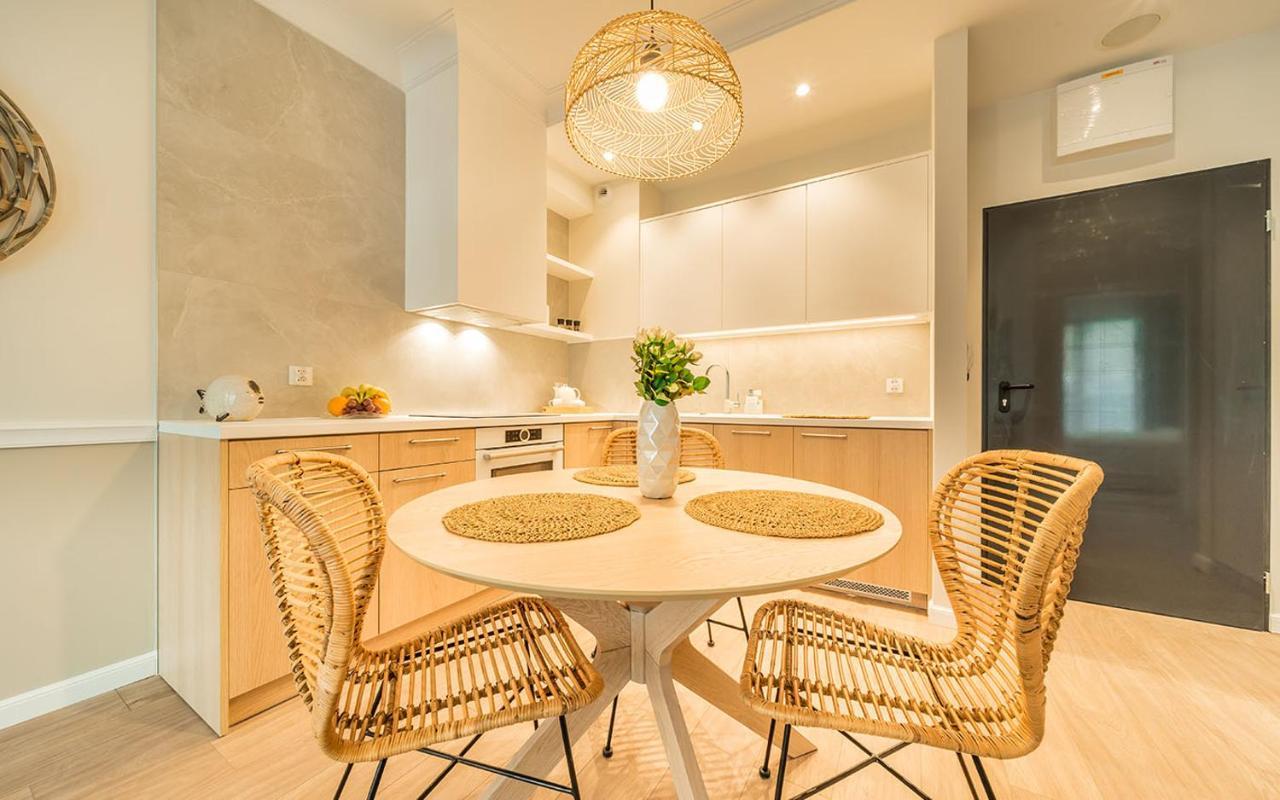 Przy Plazy - Z Prywatnym Ogrodkiem Rezydencja Niechorze Appartement Buitenkant foto