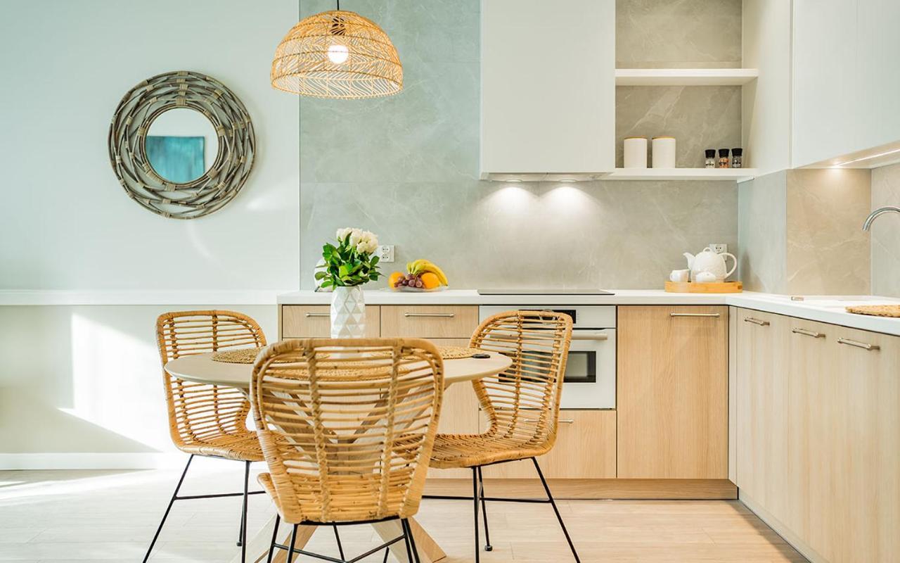 Przy Plazy - Z Prywatnym Ogrodkiem Rezydencja Niechorze Appartement Buitenkant foto